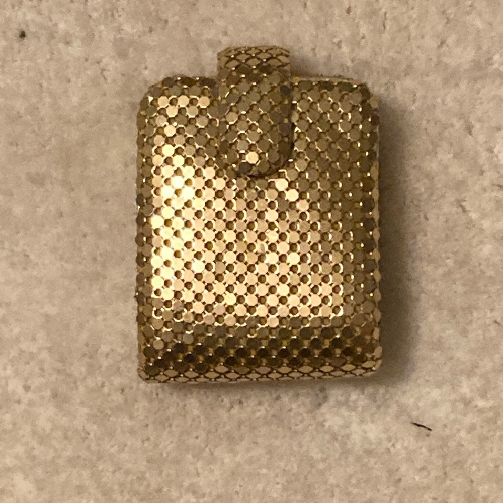 Gold Mesh Swanky Lipstick case ….holds 2 lipsticks ….dripping class